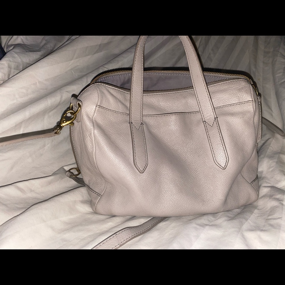 Fossil purse